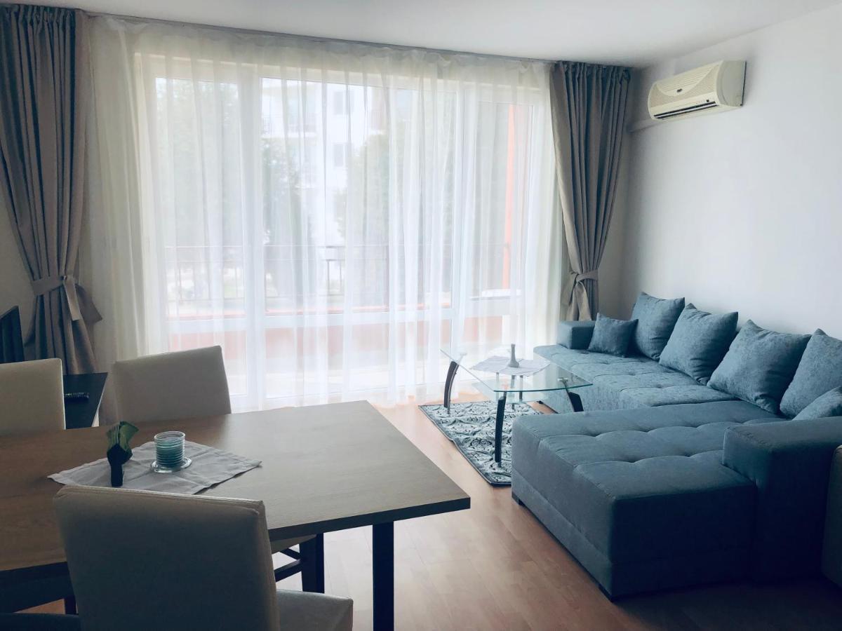 Beautiful Apartment Right By The Sea, Sveti Vlas Exteriér fotografie