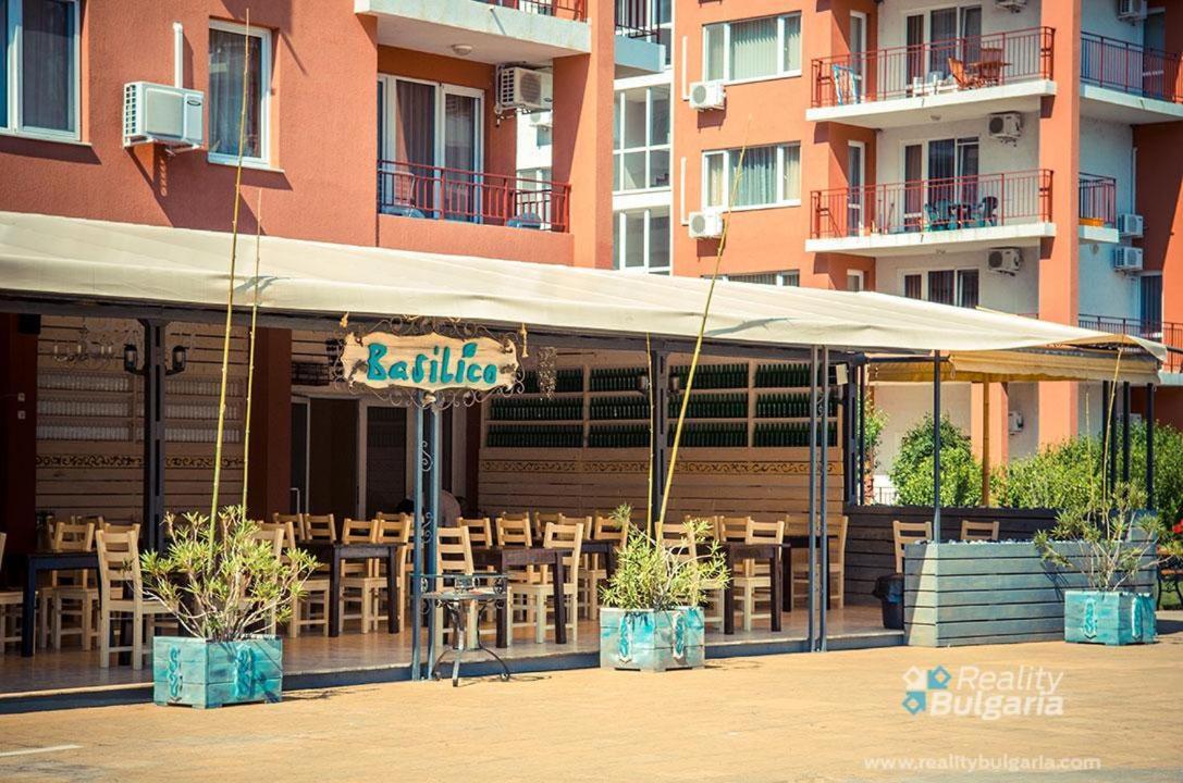 Beautiful Apartment Right By The Sea, Sveti Vlas Exteriér fotografie