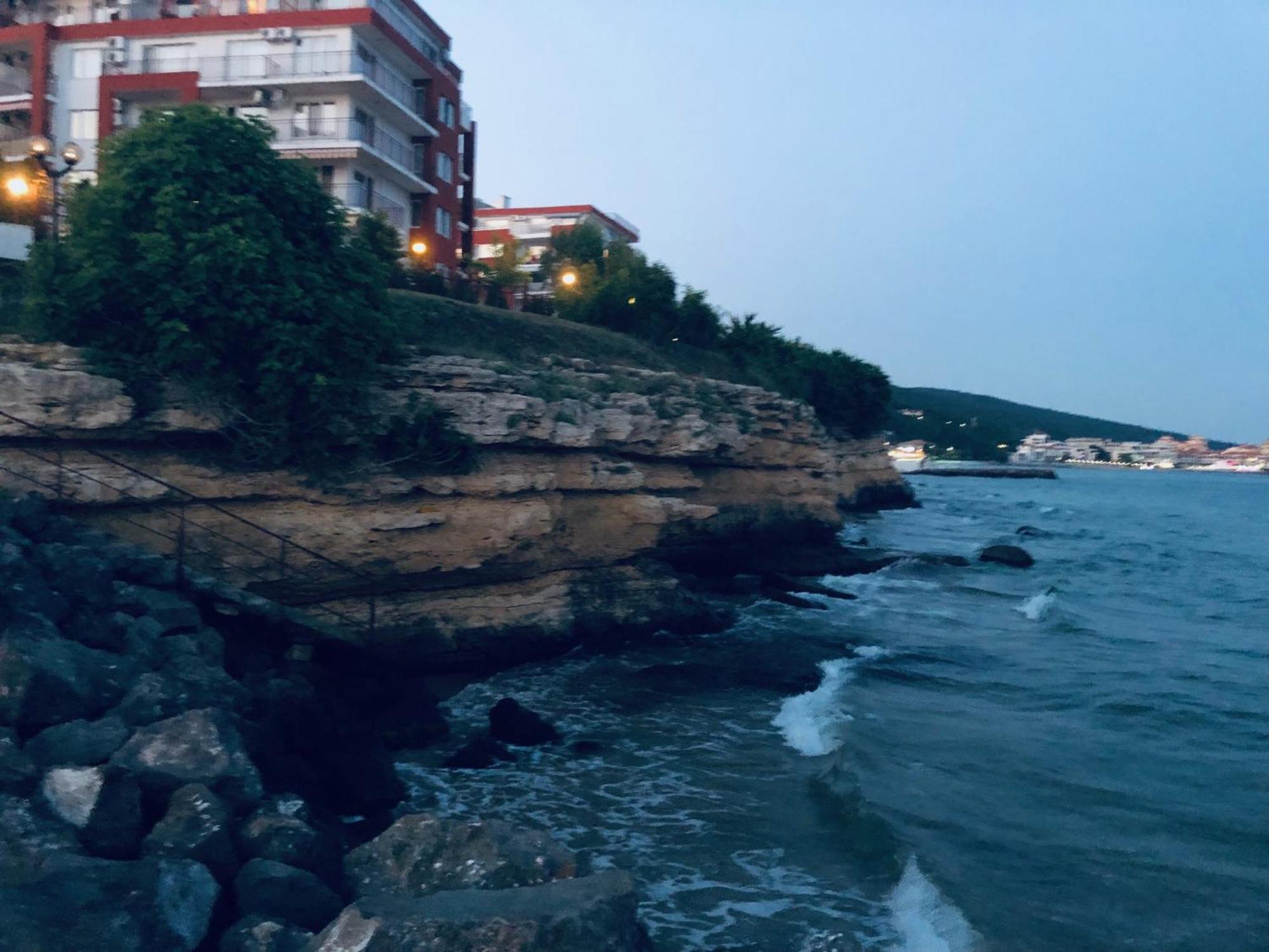 Beautiful Apartment Right By The Sea, Sveti Vlas Exteriér fotografie